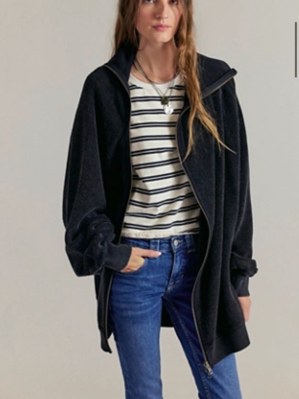 Free People Luna Sweatshirt
Asymmetrical Jacket Zip Up Black Size Large